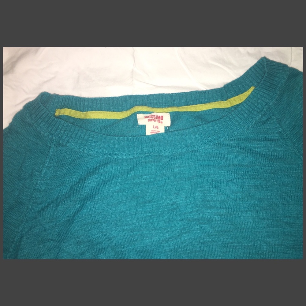 🔷🔹Mossimo Sweatshirt - Picture 2 of 2
